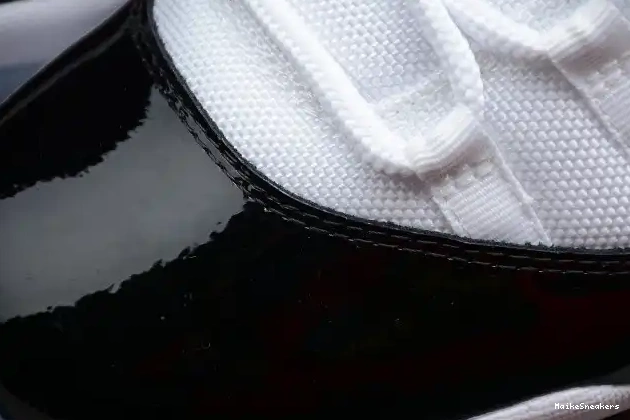 MaikeSneakers Low Air Retro White 528895-153 